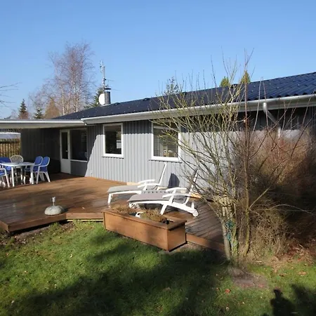 Feriehus Spitze Dk Marielyst Mit Sauna Und Kinderspielhaus *