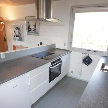 Spitze Dk Marielyst Mit Sauna Und Kinderspielhaus Bøtø By