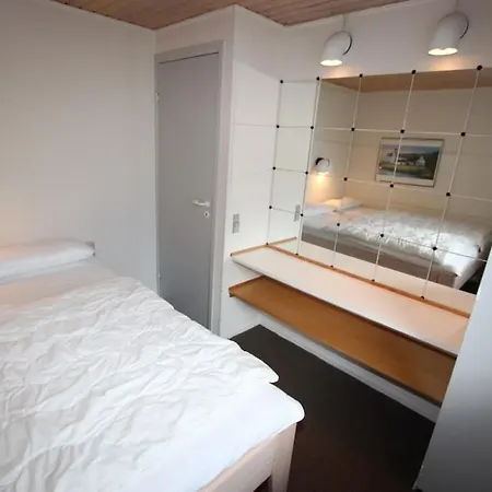 Spitze Dk Marielyst Mit Sauna Und Kinderspielhaus Bøtø By